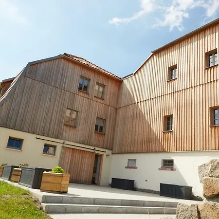 Dreiseithof アパート *